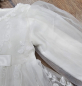 Preview: Wunderschönes Taufkleid mit zarten Blumen-Spitzenstickereien und eleganten Chiffon-Ärmeln