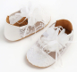 Preview: Zauberhafte Babyschuhe mit feinem Tüll und Spitzen