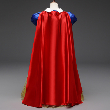 Preview: Schneewittchens Traumkleid mit Goldprint und langem Cape!