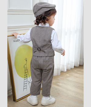 Pinkvanille Collection: Elegantes Anzug-Set für Baby Boys, klassisches Fischgrätemuster, 5-teilig - optional mit Weste