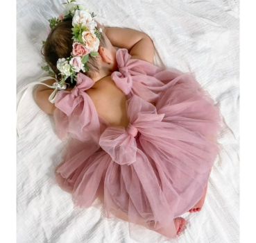 Süsser Sommerbody mit weichem Tüll in weiss oder altrosa