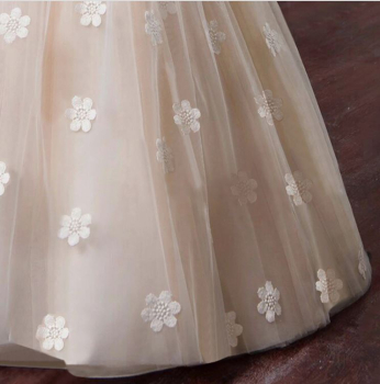 Preishit in 5 Farben: Festkleid wunderschön mit Blumenmotiv, viele Farben zur Auswahl, tolle Qualität - solange Vorrat