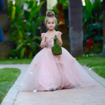 Preview: 2 Farben: Blumenmädchen-Traumkleid mit viel luftigem Tüll und Blütenapplikationen, solange Vorrat