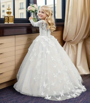 4 Farben, auch nach Mass möglich: Einmaliges Traumkleid in Premiumqualität - mit zarten Schmetterlingen