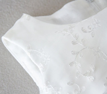 Langes stilsicheres Taufkleid zweiteilig, wunderschön, weich fliessend