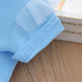 Lieblings-Kleidchen für kleine Eisköniginnen - mit schönem Glitzerstern und Tüllröckchen