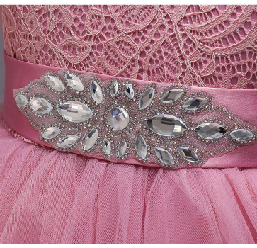 Chic in 4 Farben: Partykleid für Mädchen, elegant und halblang