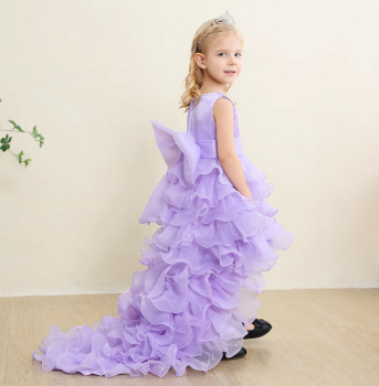 4 Farben: Prinzessinnentraum, glamouröses Kleid mit abnehmbarer bauschiger Schleppe - fast ausverkauft