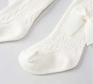 Preview: Elegante Strumpfhosen mit hübscher Schleife - einfach perfekt fürs Fest!