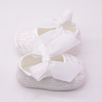 Preview: Die perfekten, eleganten Taufschuhe zum Kleid - weich, tolle Passform, mit Schleife
