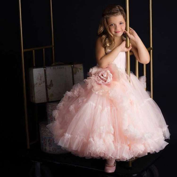 Ein Traumkleid für die Prinzessin! Chiffon-Volumen in zartem Rosa, solange Vorrat