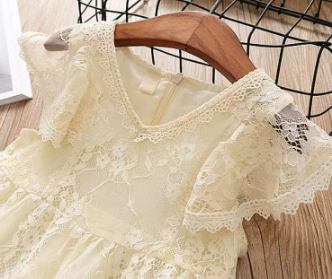 Preview: 2 Farben: Romantisches Vintage Kleidchen mit Spitzen und Chiffon - Vanille oder Rosa