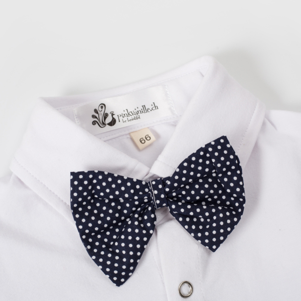 Pinkvanille-Collection: Elegantes Hellgrau-Weisses Anzug-Set für warme Tage