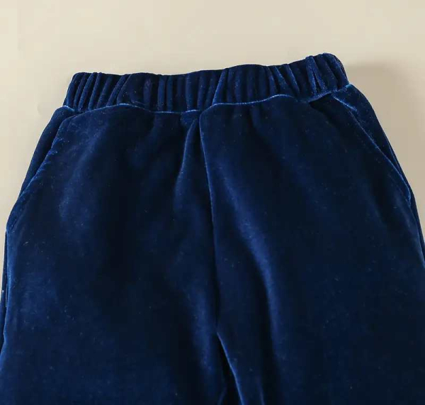 2 Farben: Anzug Set 5-teilig für kleine Boys, Samt Look, dunkelgrün und navyblau