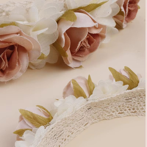Süsses Haarband mit Rosenblüten - 4 Farben