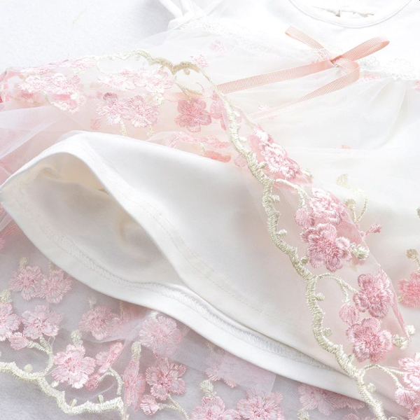 Tunika Kleidchen - kurzärmlig weiss oder rosa, ein Traum mit rosa Blüten....