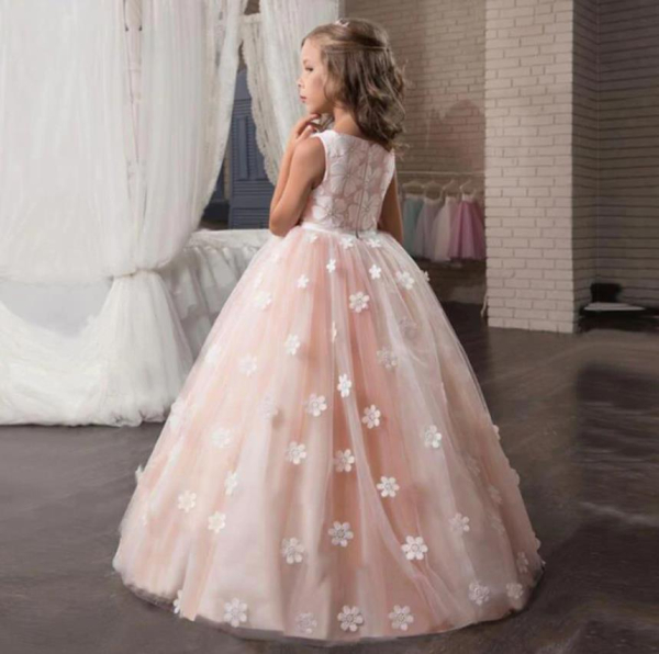 Preishit in 5 Farben: Festkleid wunderschön mit Blumenmotiv, viele Farben zur Auswahl, tolle Qualität - solange Vorrat