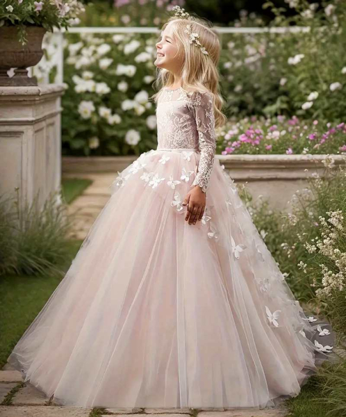 4 Farben, auch nach Mass möglich: Einmaliges Traumkleid in Premiumqualität - mit zarten Schmetterlingen