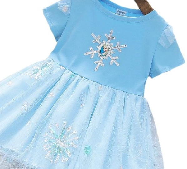 Lieblings-Kleidchen für kleine Eisköniginnen - mit schönem Glitzerstern und Tüllröckchen