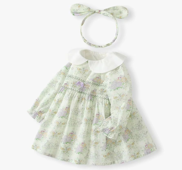 Süsses, hellgrünes Kleidchen für kleine Mädchen