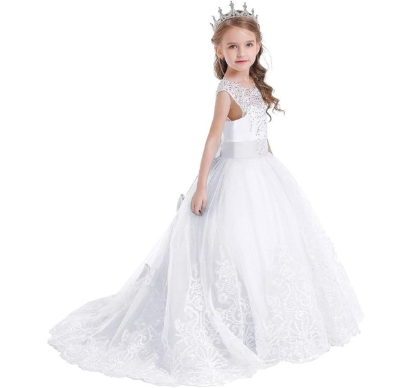 Wenige Einzelstücke: Traumkleid - vielschichtig, mit Glitzer. Weiss oder Weiss-Crème, mit kleiner Schleppe