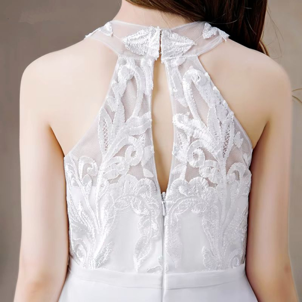 Langes Mädchenkleid für Kommunion, Hochzeit etc. Neckholder mit Spitzen und Chiffon