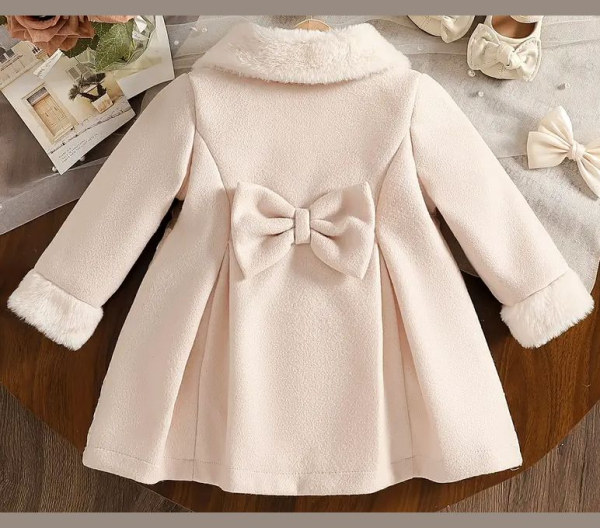 Eleganter Babymantel Mädchenmantel warm und kuschelig