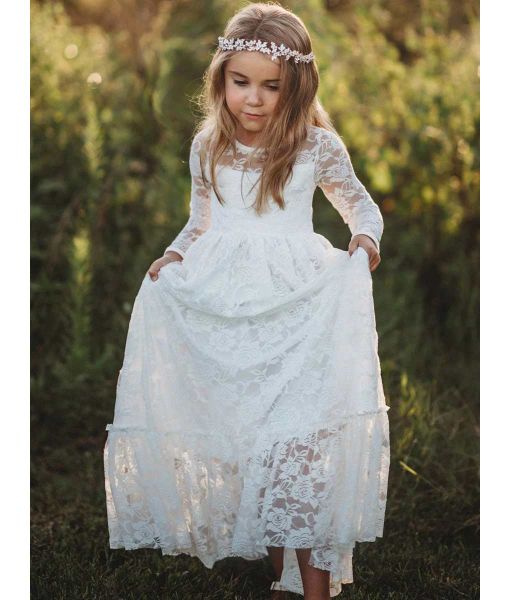 Romantisches langes Boho-Festkleid, über und über mit Spitzen verziert