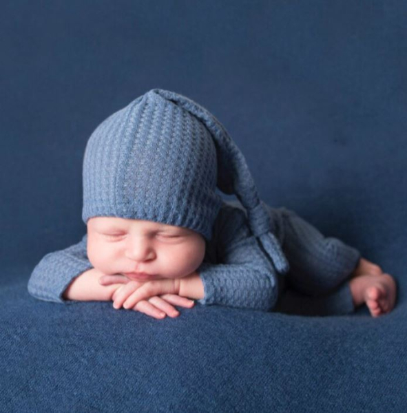 3 Farben: Zwergli-Set mit Strampler und Mützchen: weiss, blau, altrosa