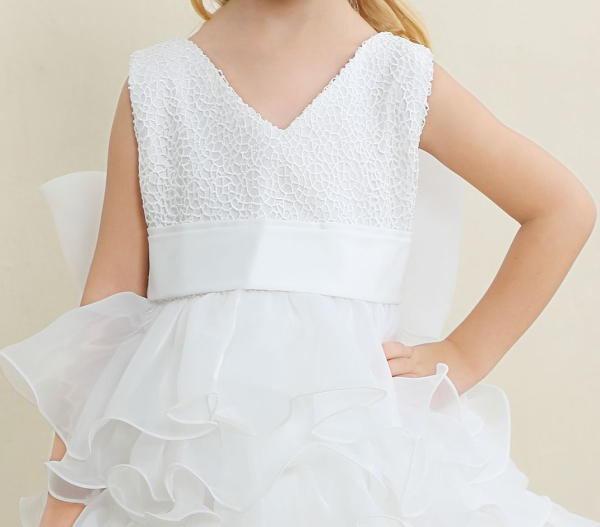 4 Farben: Prinzessinnentraum, glamouröses Kleid mit abnehmbarer bauschiger Schleppe - fast ausverkauft