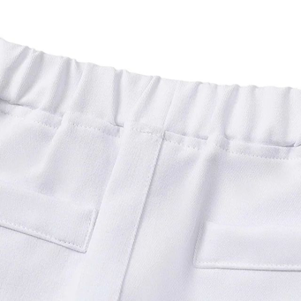 Weisser Taufanzug - komplettes Outfit, elegant und stilsicher mit Weste und Fliege