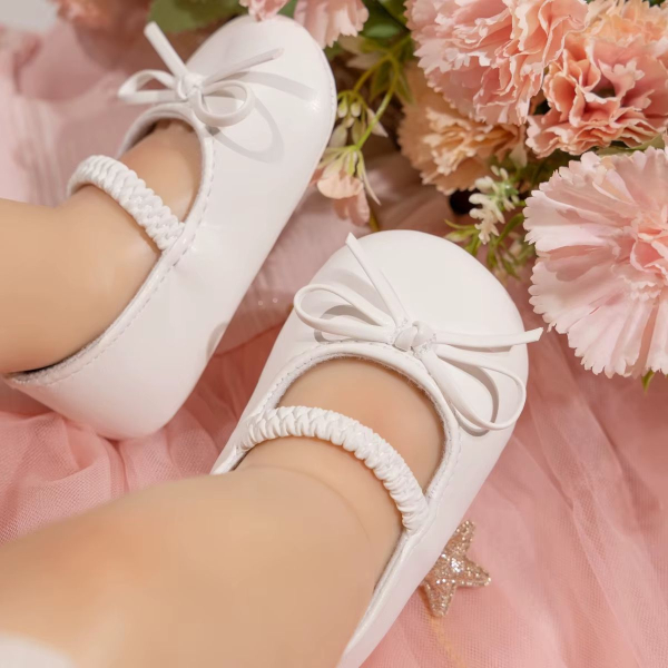 Taufschuhe Ballerinas weiss mit feiner Schleife