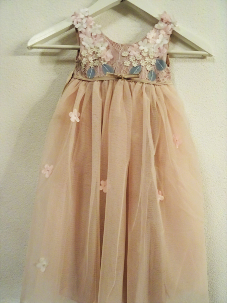 Traumkleid Tüll und Spitzen - ganz edel, Grössen 92 und 98